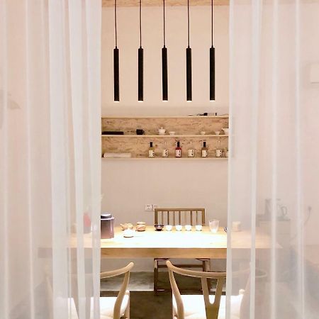 Spring Breeze Boutique Guest House Уюань Экстерьер фото