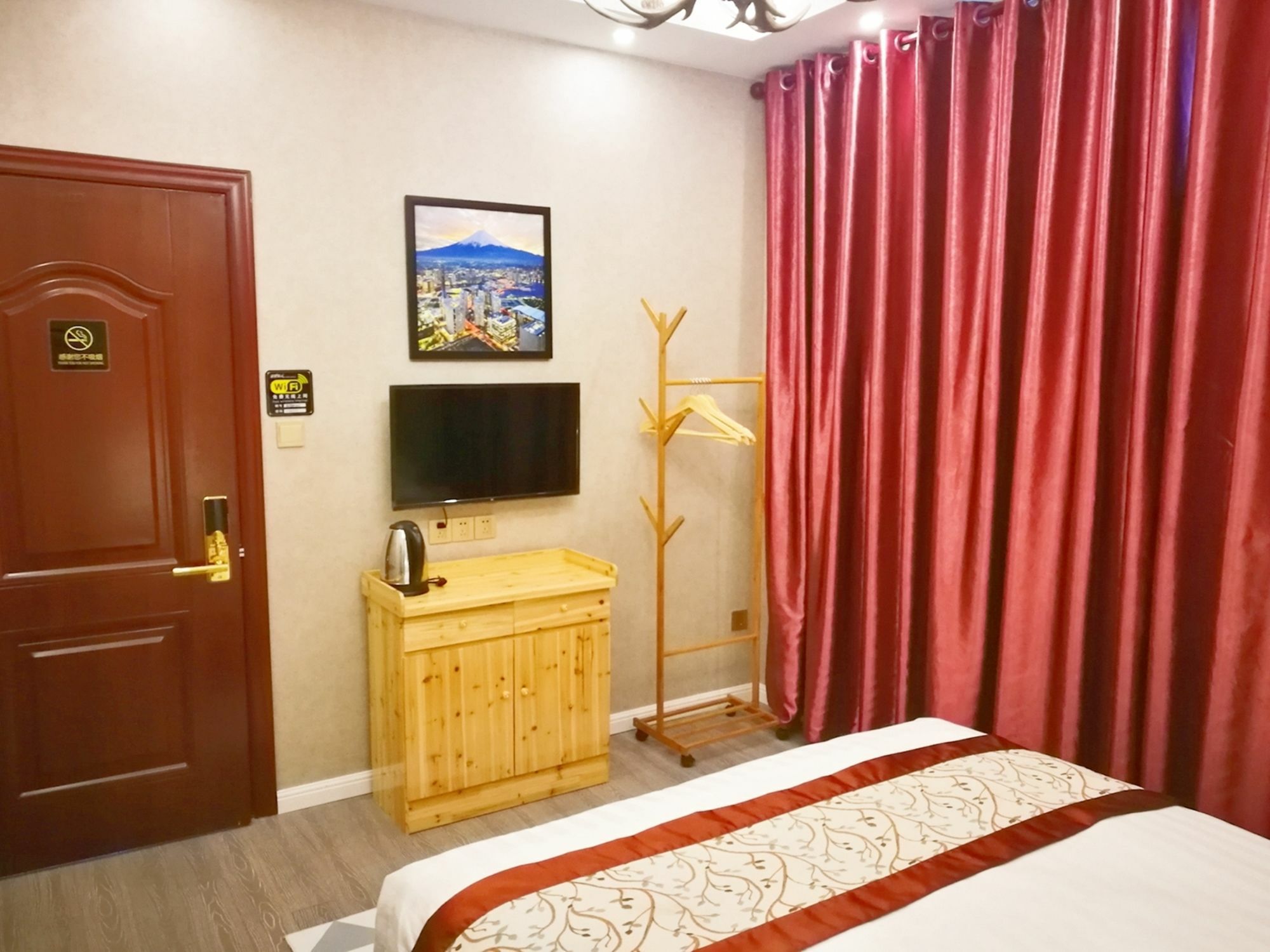 Spring Breeze Boutique Guest House Уюань Экстерьер фото